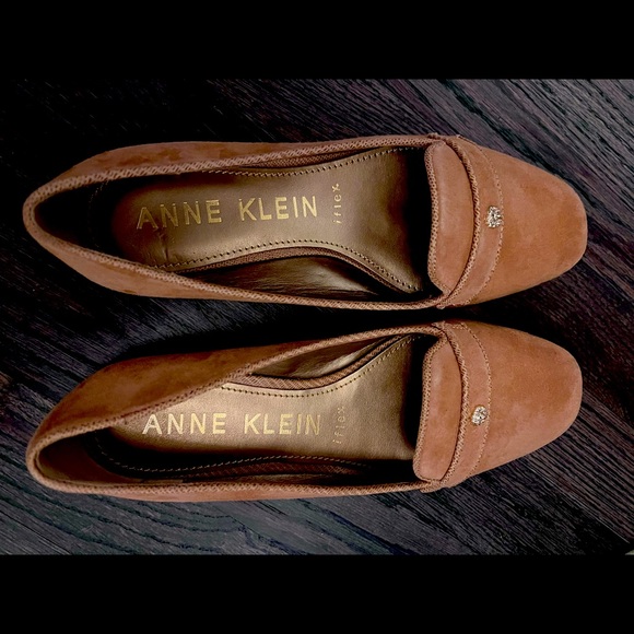 Anne Klein iFlex suede flats size 7 - Picture 4 of 6